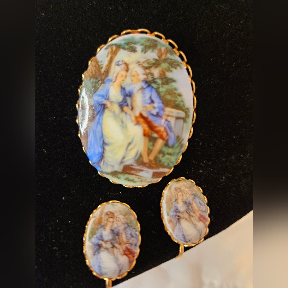 Vintage French Couple brooch/clip earrings